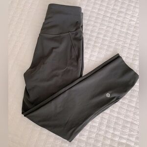 Lululemon Base Pace HR Crop 23”